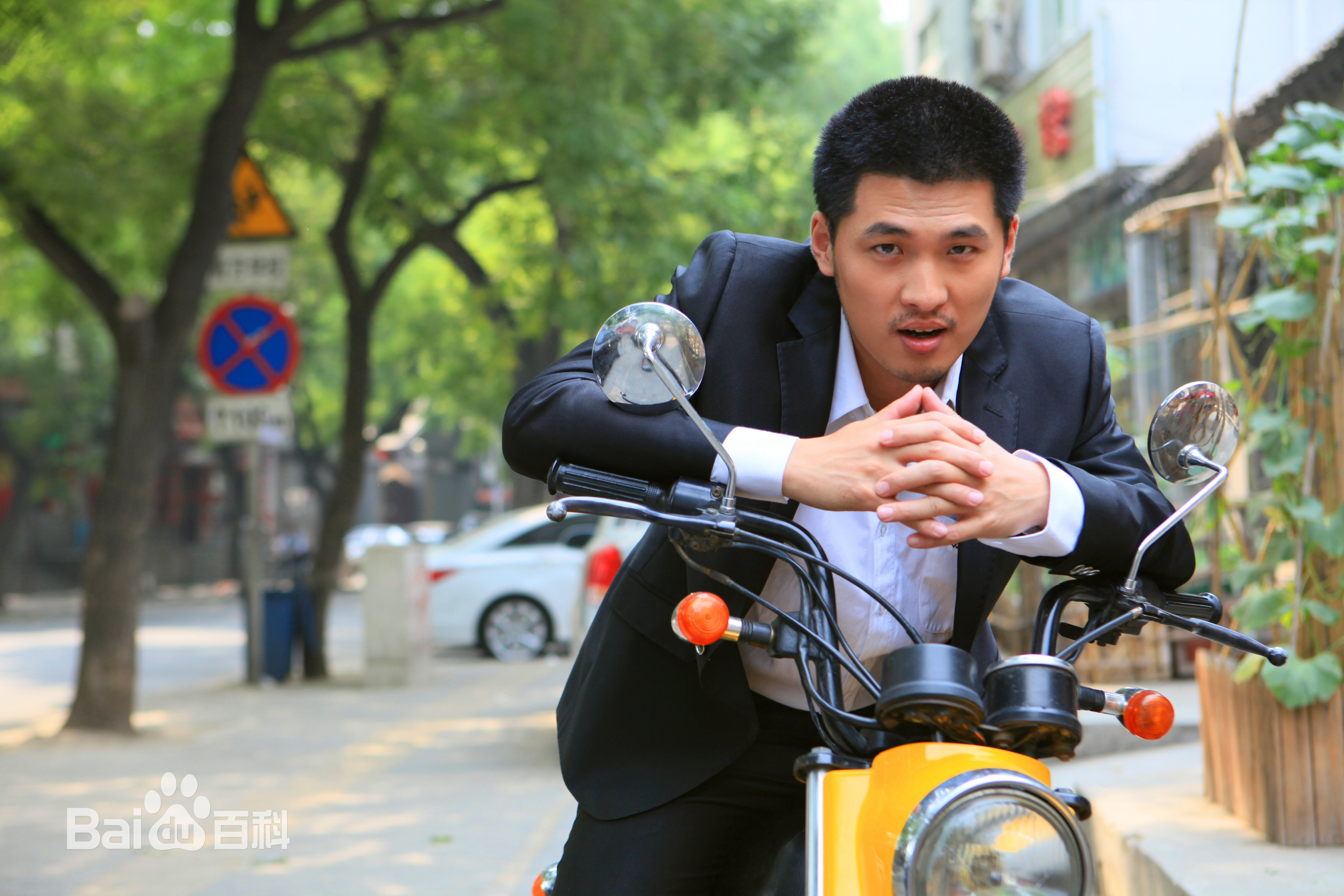 高清常亮在电视剧《丈夫的秘密》中的图册