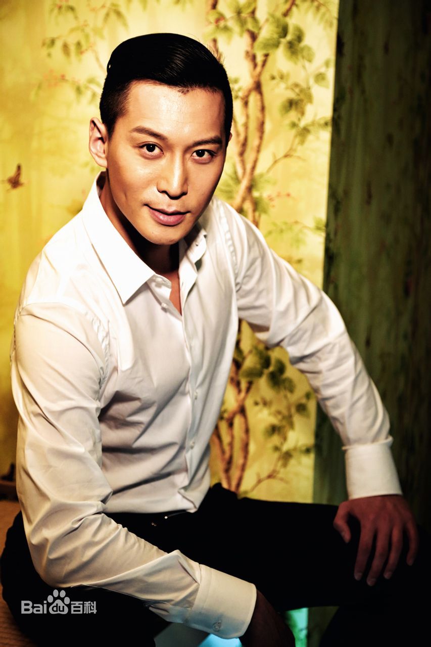 周航宣传照图片图集