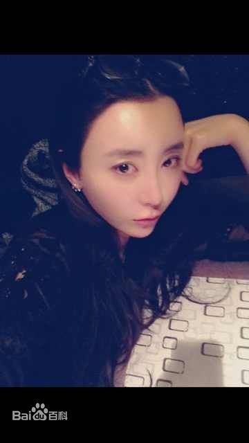 孙雅(miya)生活照性感图片壁纸