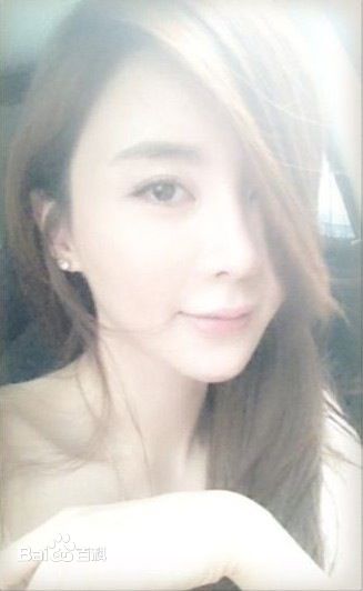 孙雅(miya)生活照性感图片壁纸