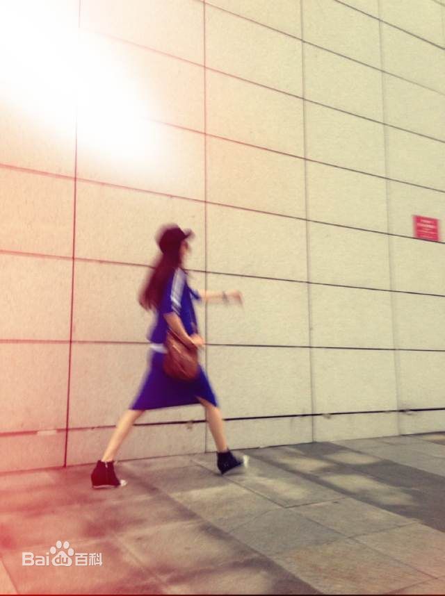 孙雅(miya)生活照性感图片壁纸