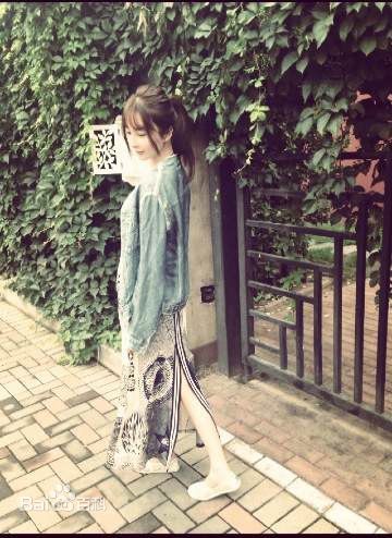 孙雅(miya)生活照性感图片壁纸