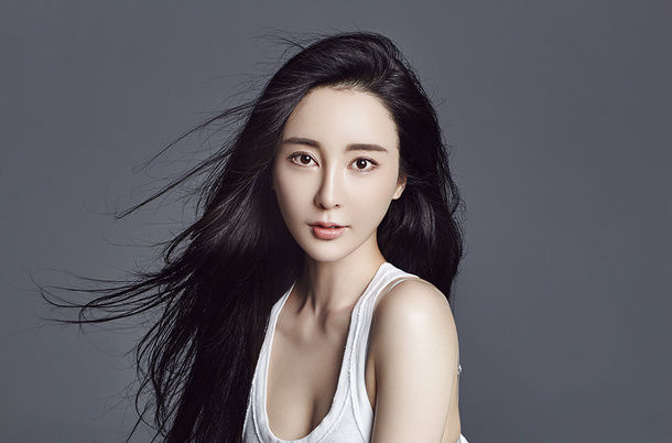 最新孙雅(miya)性感图片