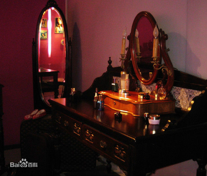 邓丽君(Teresa Teng、テレサ·テン)后世纪念资料素颜照相册