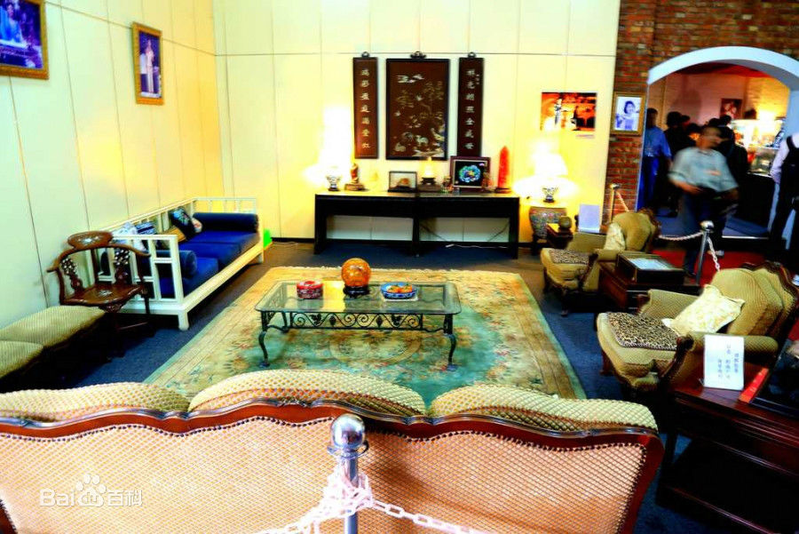 邓丽君(Teresa Teng、テレサ·テン)后世纪念资料素颜照相册