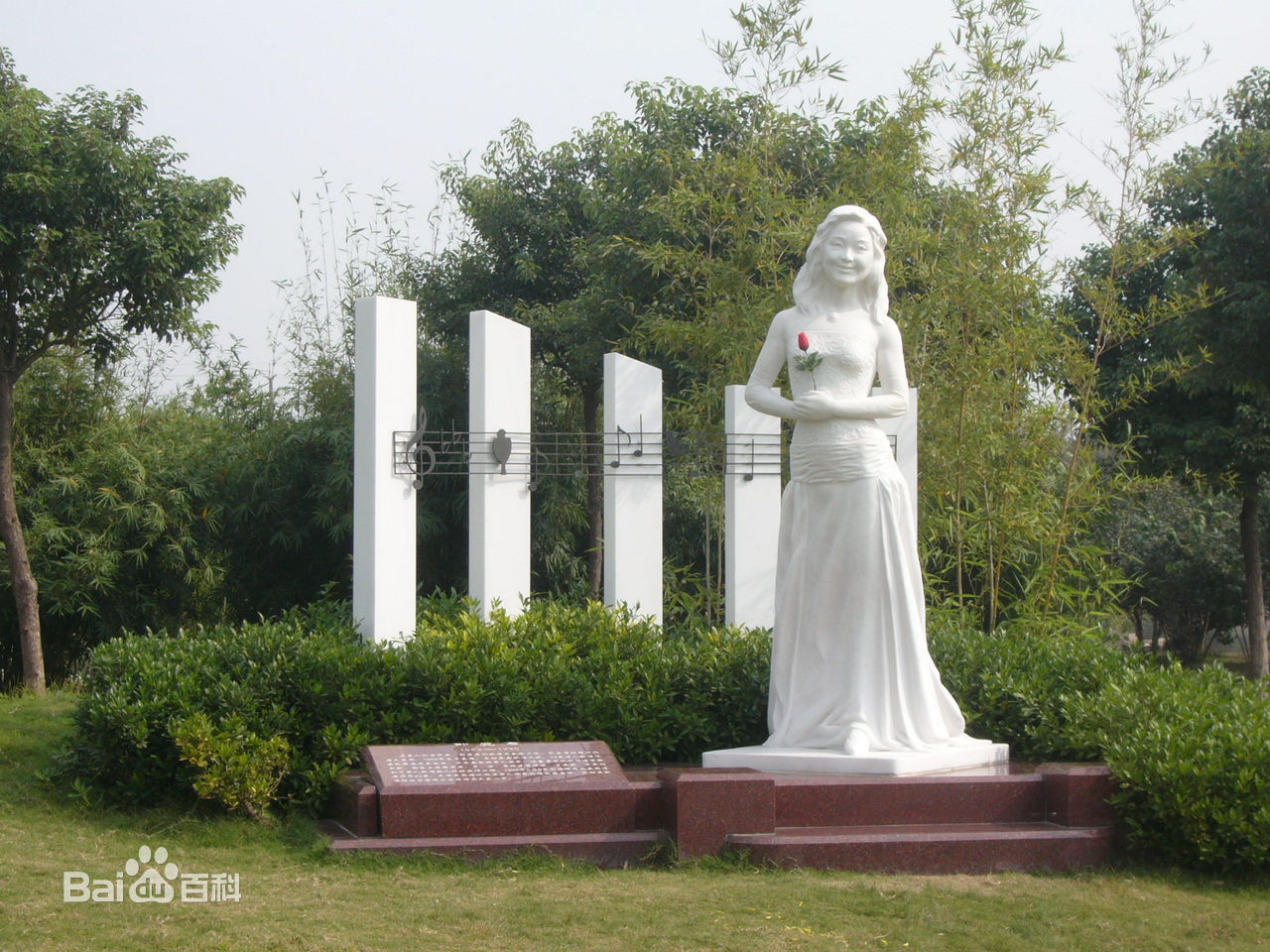 邓丽君(Teresa Teng、テレサ·テン)后世纪念资料素颜照相册