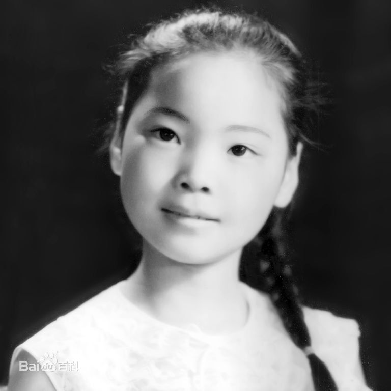 邓丽君(Teresa Teng、テレサ·テン)幼年的壁纸壁纸