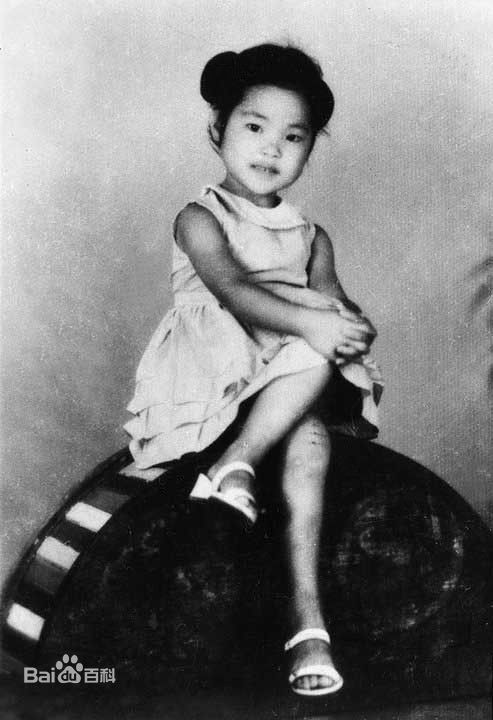 邓丽君(Teresa Teng、テレサ·テン)幼年的壁纸壁纸