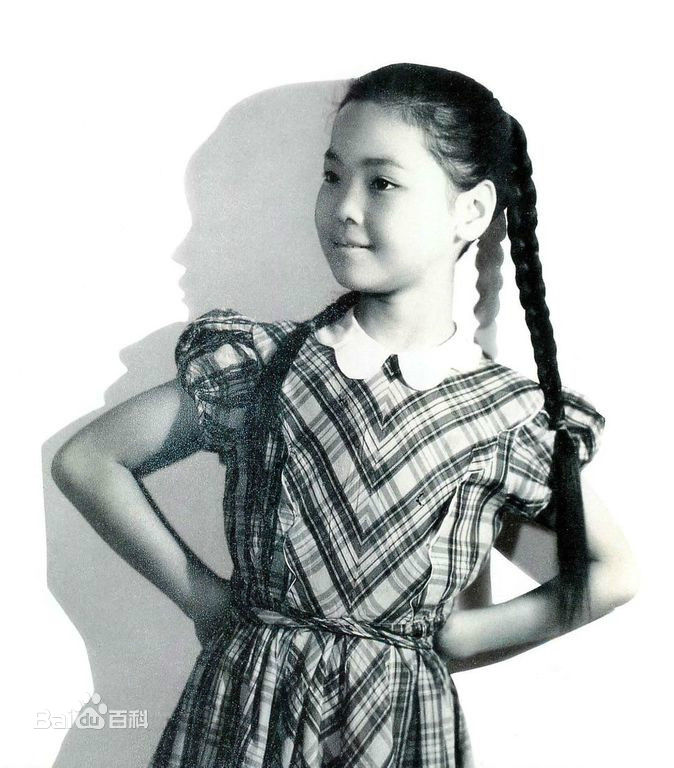 邓丽君(Teresa Teng、テレサ·テン)幼年的壁纸壁纸