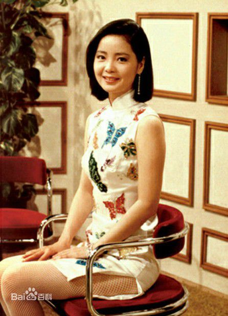 邓丽君(Teresa Teng、テレサ·テン)艺术照前后照片