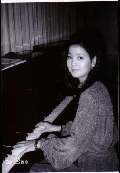 邓丽君(Teresa Teng、テレサ·テン)生前珍贵图片图片图集