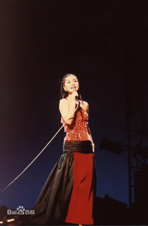 邓丽君(Teresa Teng、テレサ·テン)1985东京NHK演唱会图册