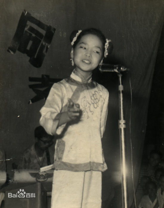 邓丽君(Teresa Teng、テレサ·テン)小时候素颜照相册