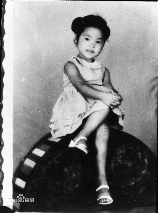 邓丽君(Teresa Teng、テレサ·テン)小时候素颜照相册