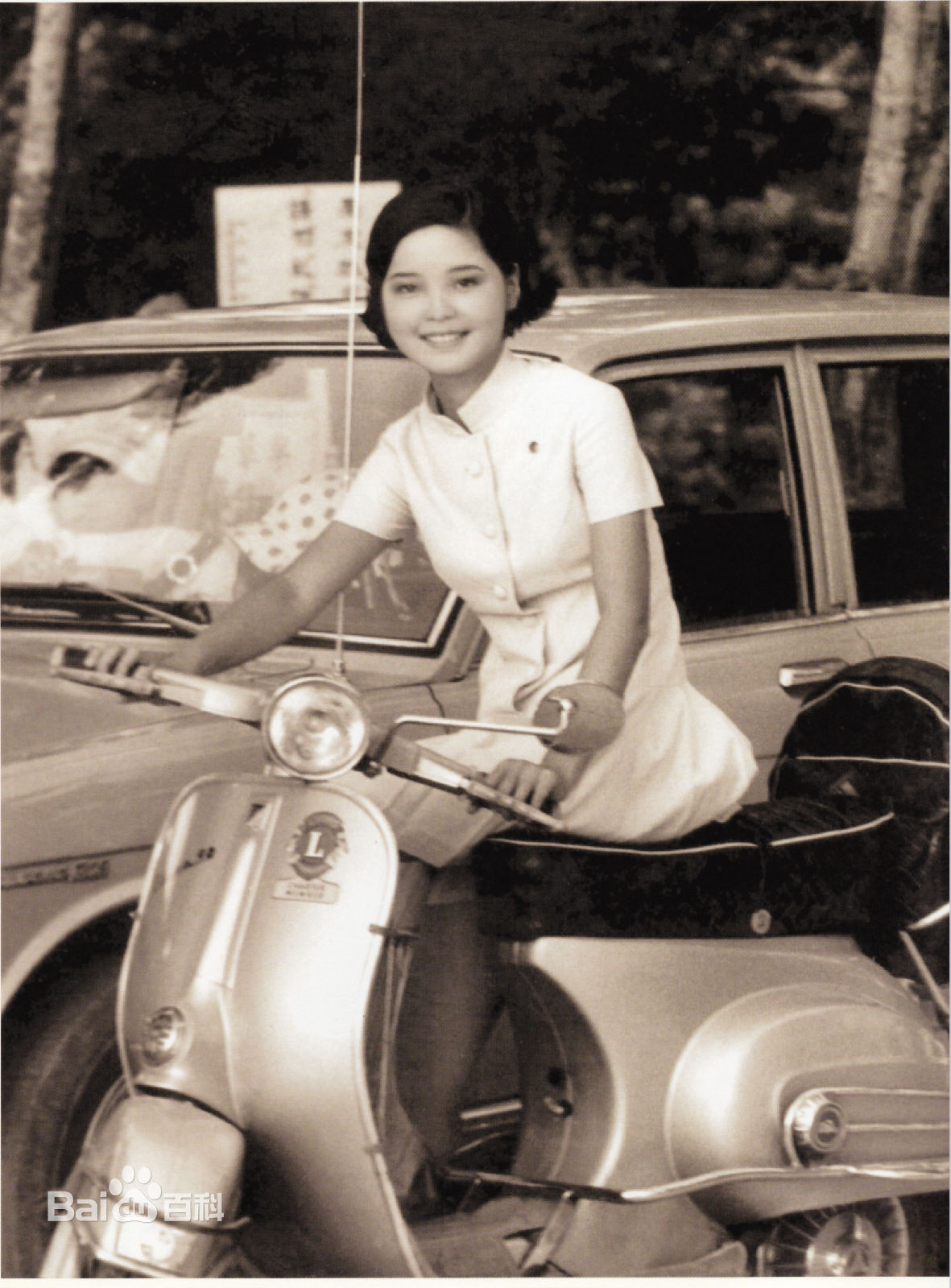邓丽君(Teresa Teng、テレサ·テン)小时候素颜照相册