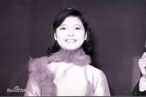 邓丽君(Teresa Teng、テレサ·テン)小时候素颜照相册