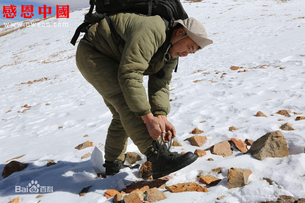 张仁杰(renjiezhang)常年行走在山区农村等地采写。素颜照相册