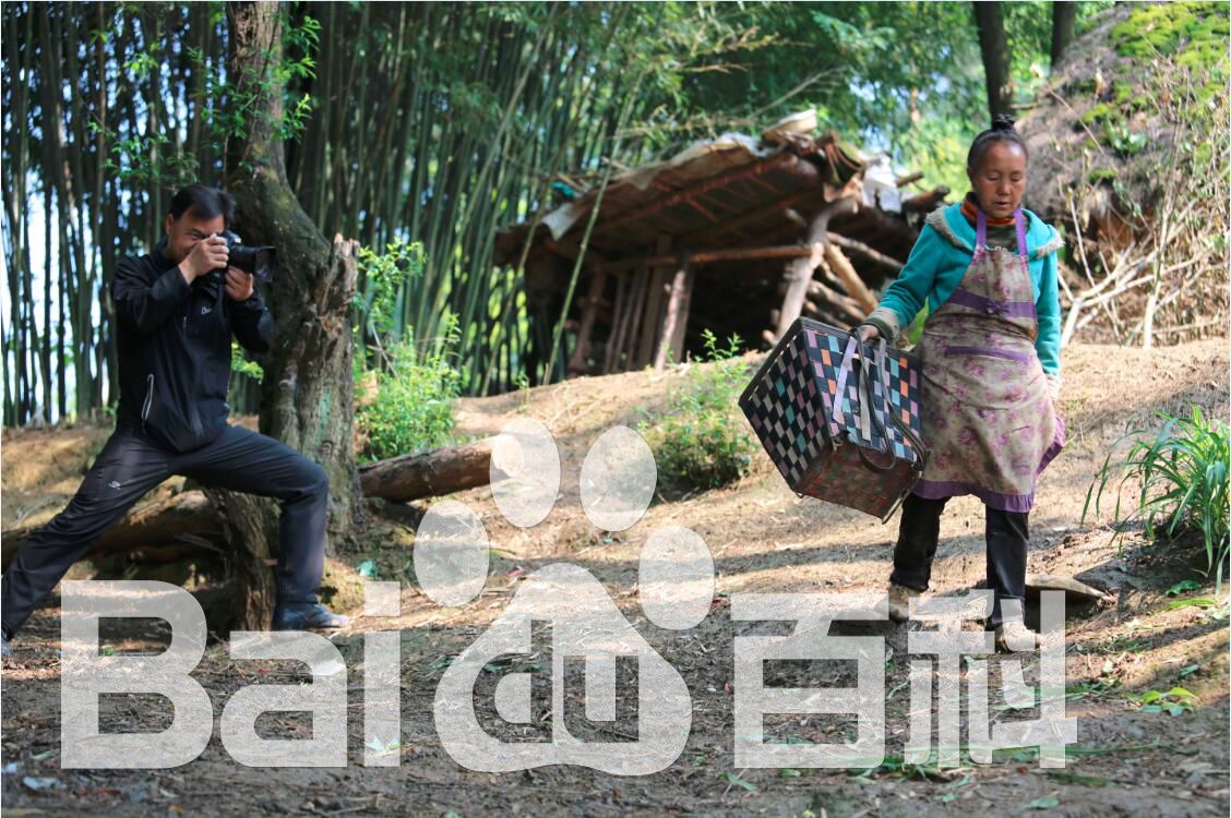 张仁杰(renjiezhang)和采写人物在一起的照片。性感图片壁纸