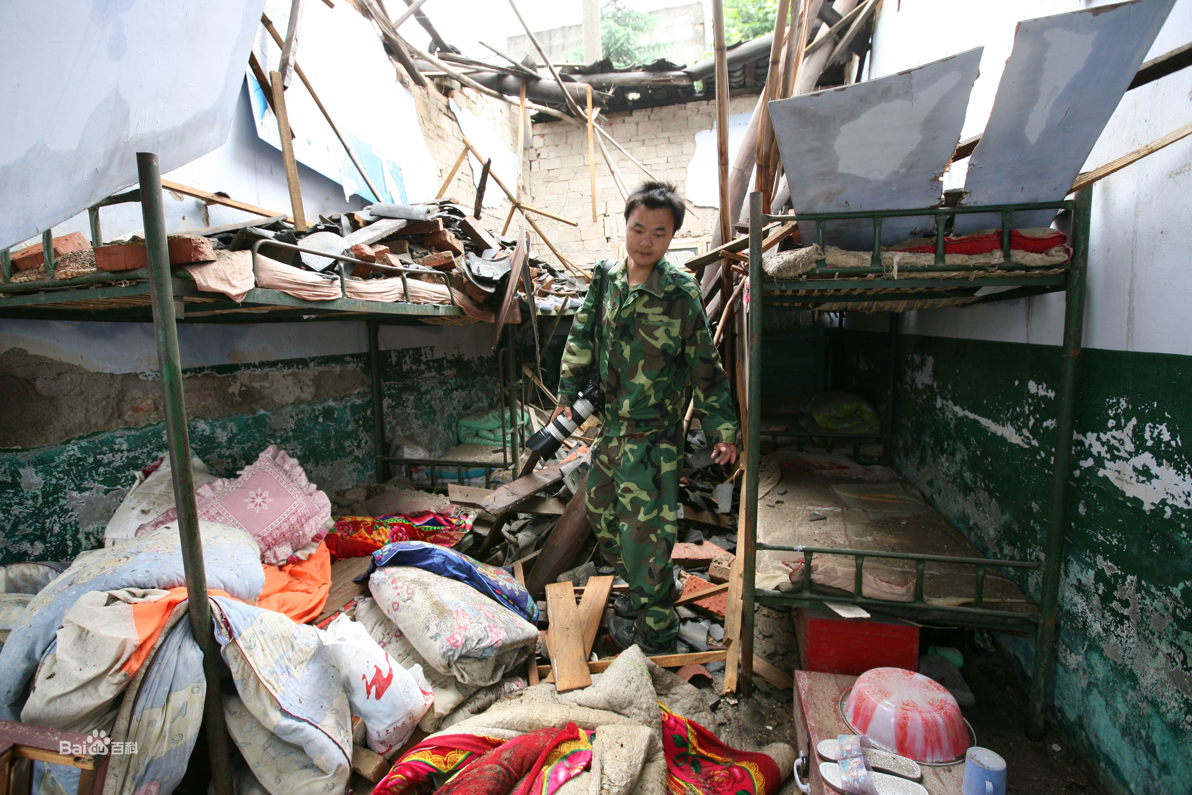 张仁杰(renjiezhang)2008年北川大地震采写并参与救援照片。性感图片壁纸