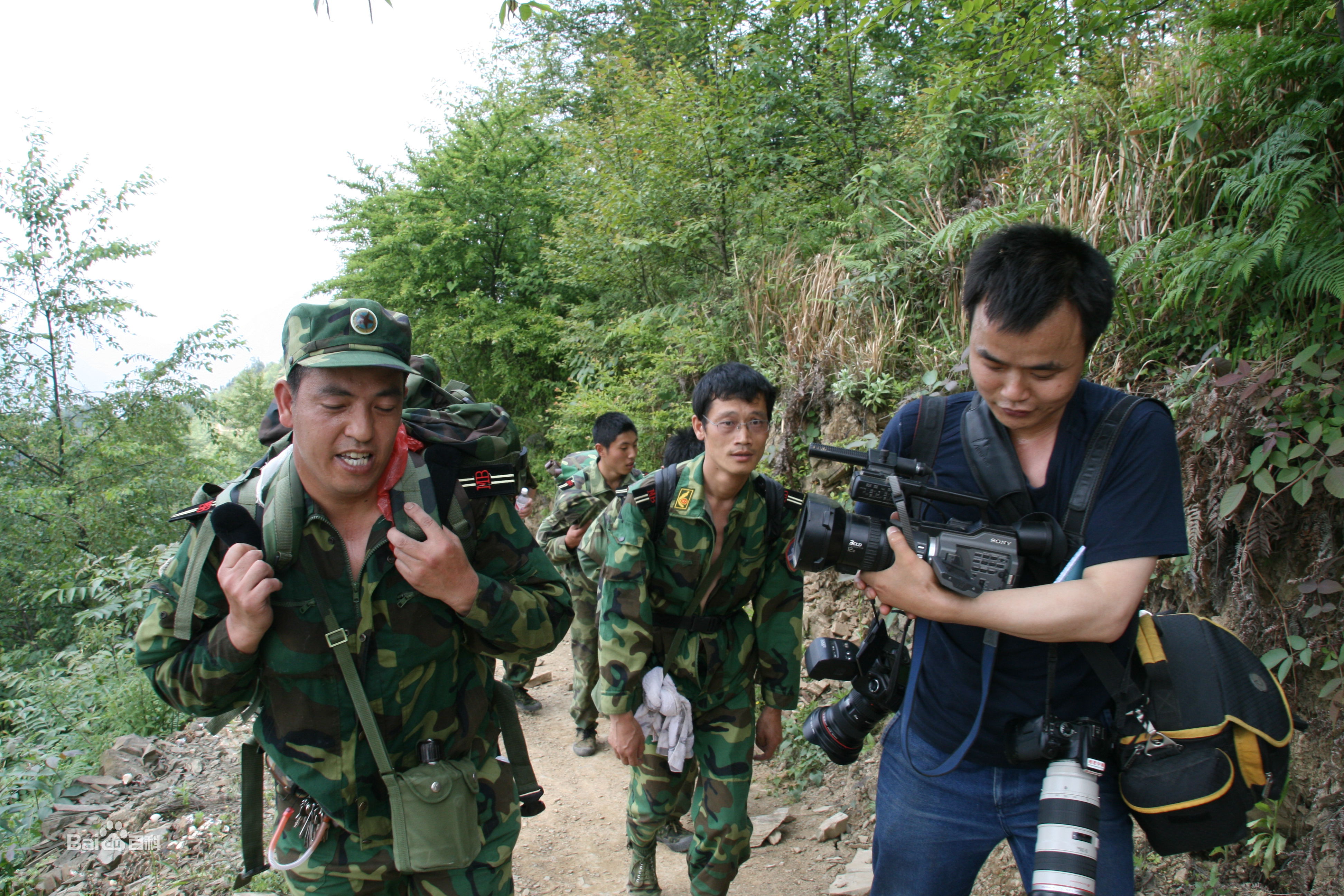 张仁杰(renjiezhang)2008年北川大地震采写并参与救援照片。性感图片壁纸