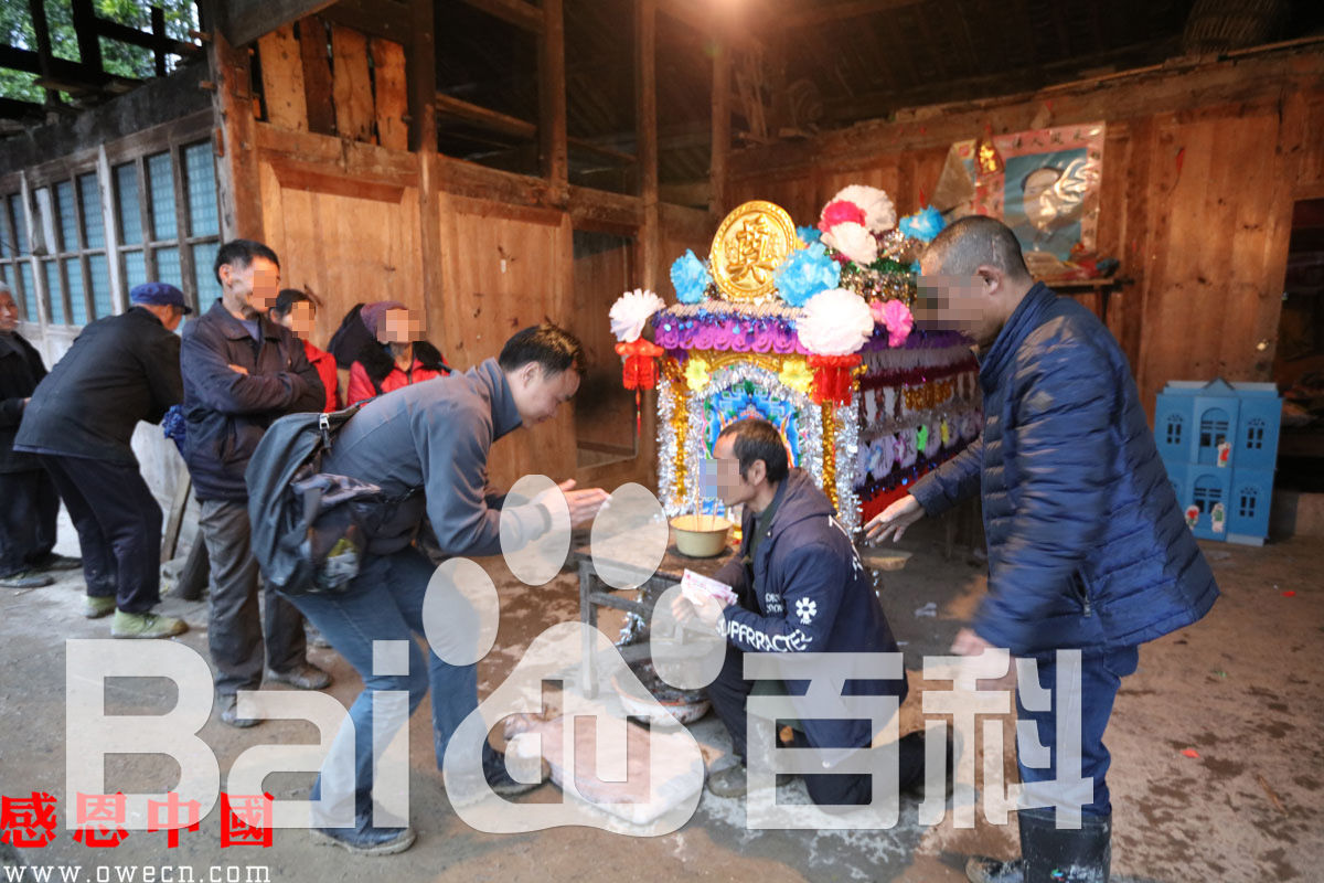 张仁杰(renjiezhang)和他独立承担的社会变迁课题中的人物在一起。图册