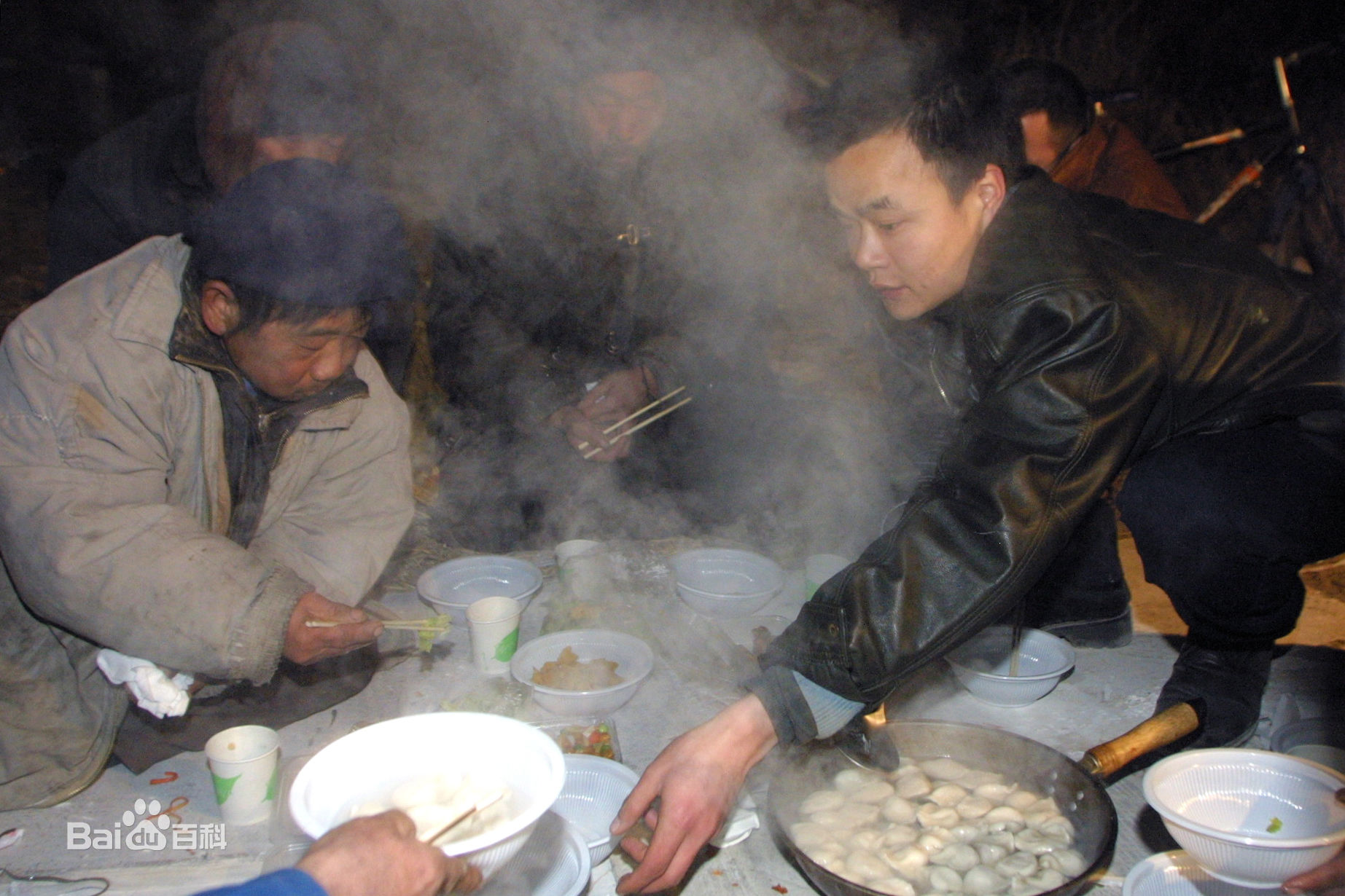 张仁杰(renjiezhang)和他独立承担的社会变迁课题中的人物在一起。图册