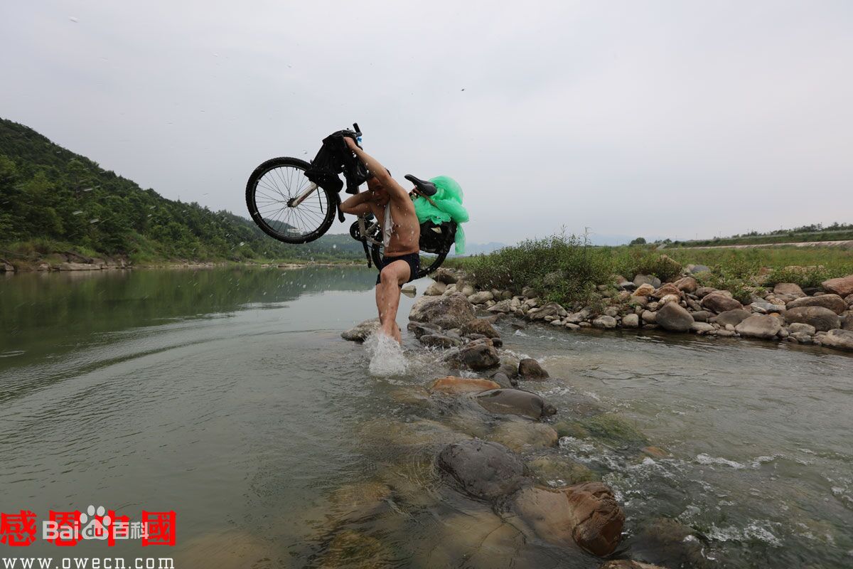 张仁杰(renjiezhang)独立承担课题的骑行在全国各地。前后照片