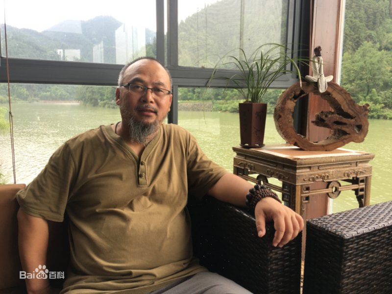 邱晓军高清剧照