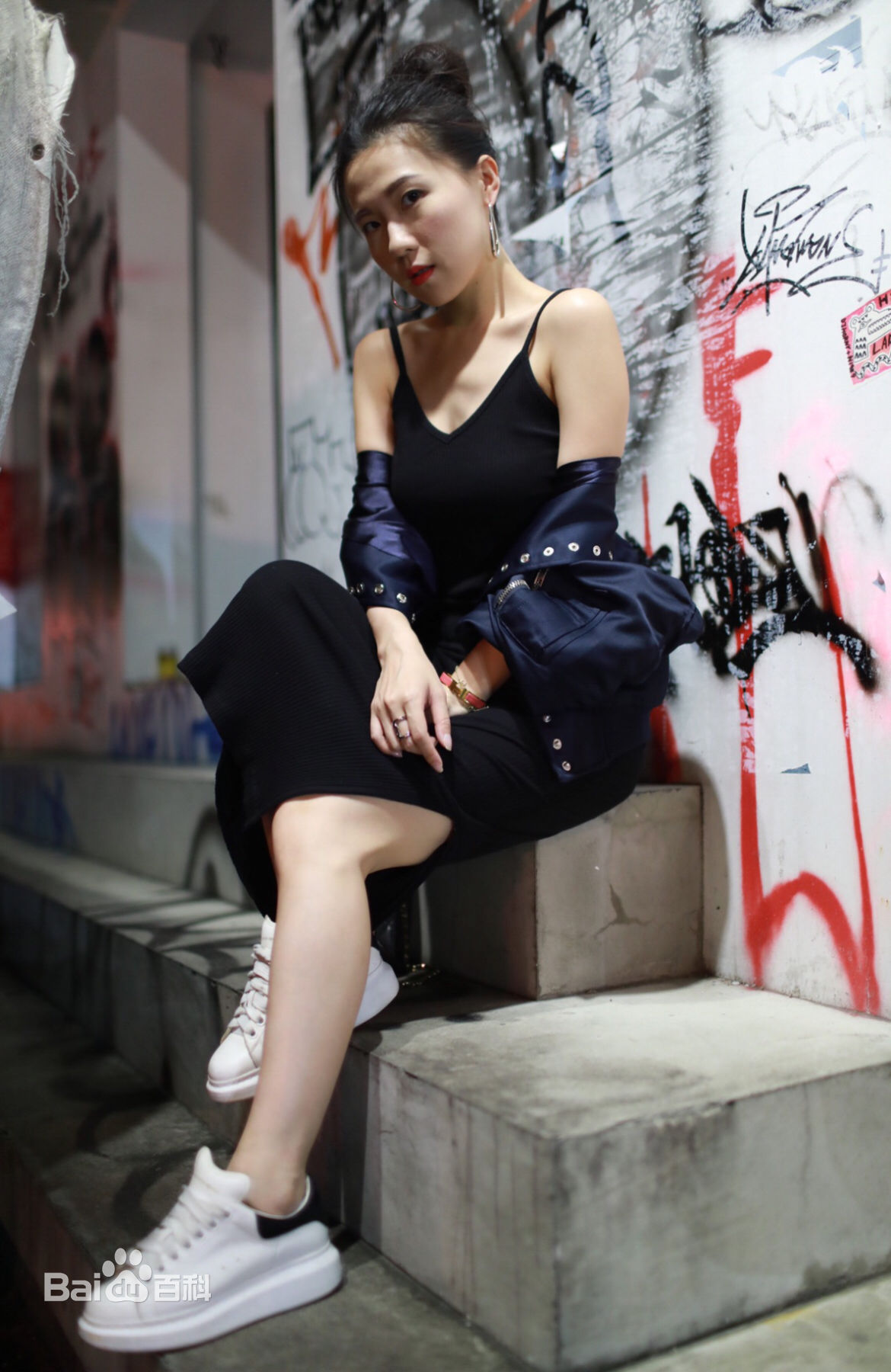 王子涵(Ada Wong)街拍壁纸壁纸