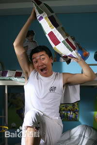 董彦麟在情景喜剧《造星公司》中的