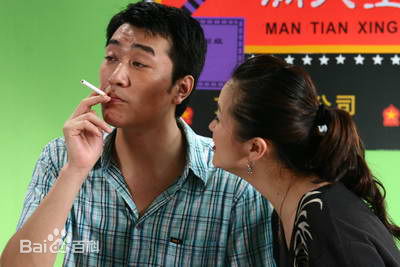 董彦麟在情景喜剧《造星公司》中的