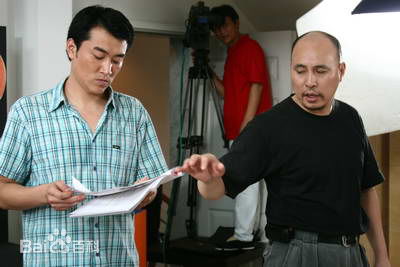 董彦麟在情景喜剧《造星公司》中的