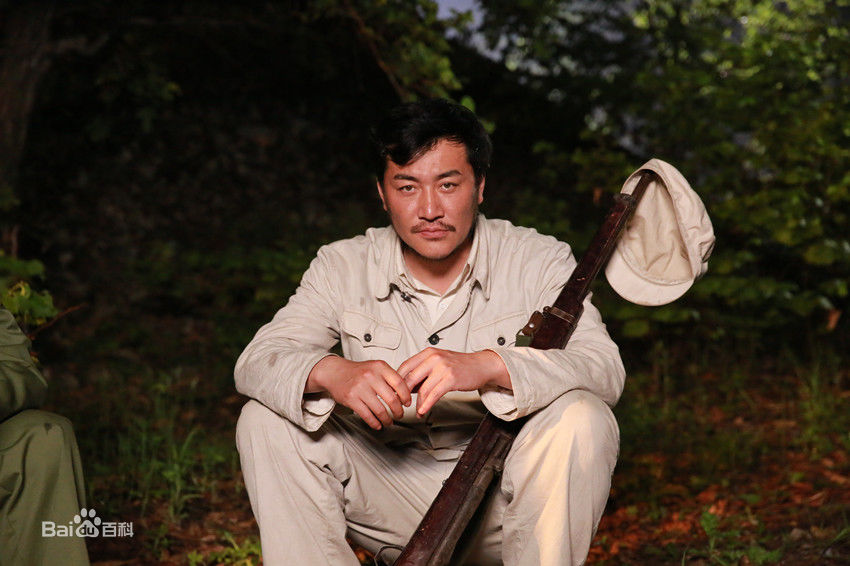 董彦麟《我的生命曾为你燃烧》高清剧照