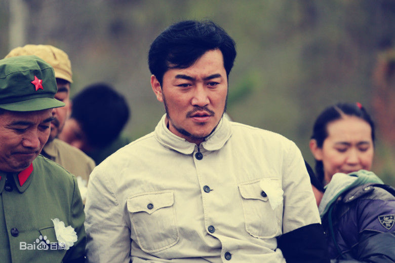 董彦麟《我的生命曾为你燃烧》高清剧照