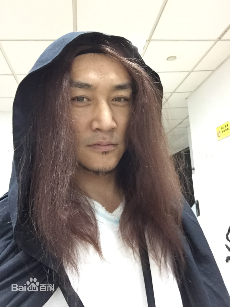 精选董彦麟在综艺秀：东方卫视《今夜百乐门》中的图册