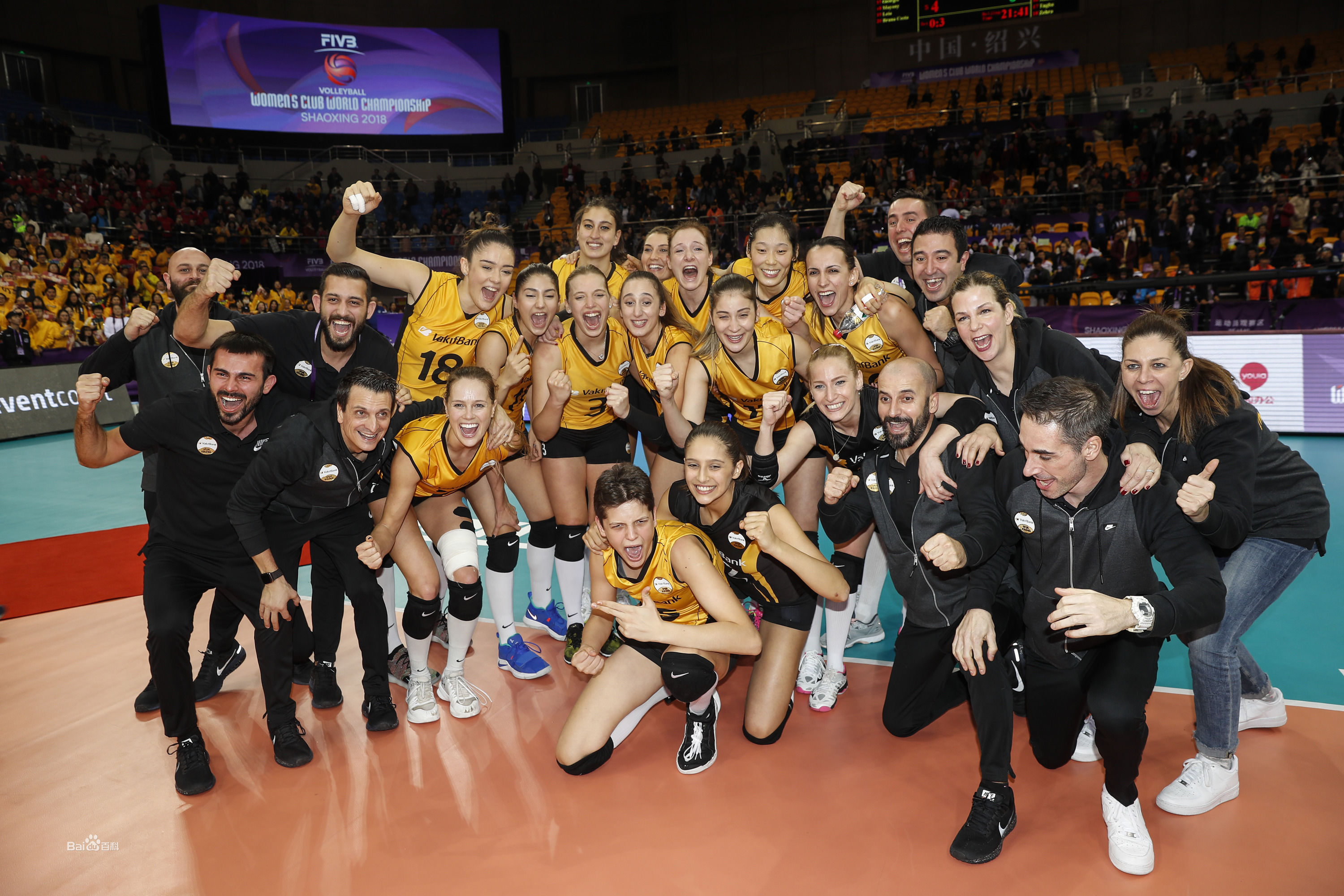 朱婷(Zhu Ting)2018浙江世俱杯蝉联冠军前后照片