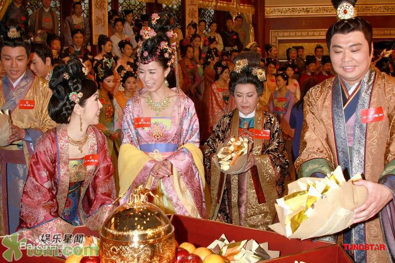 最全杨卓娜(Lenna_Yeung)在《公主嫁到》拍摄花絮中的壁纸