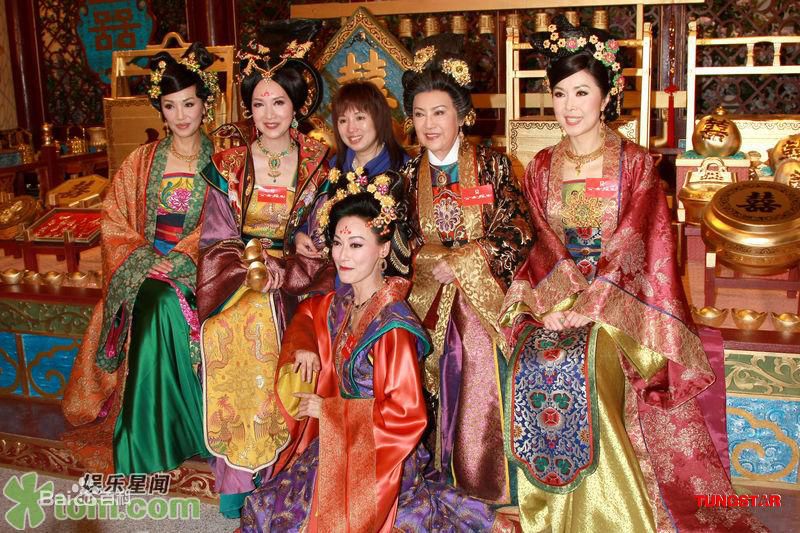 最全杨卓娜(Lenna_Yeung)在《公主嫁到》拍摄花絮中的壁纸