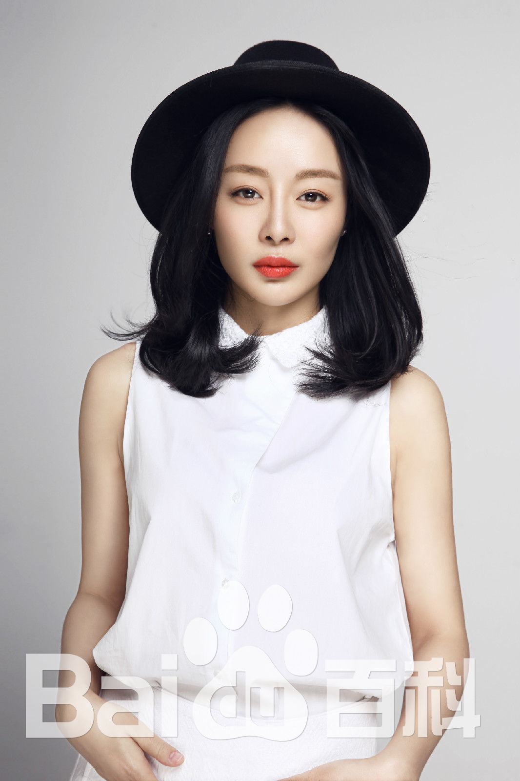 王乐乐宣传照壁纸壁纸