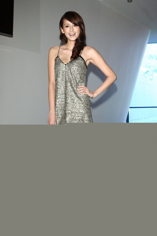 最优质郭怡廷(Phoebe)袁艾菲精彩图册