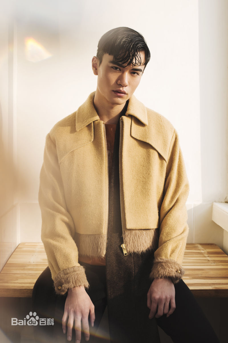 黄鹤立精选照片图册