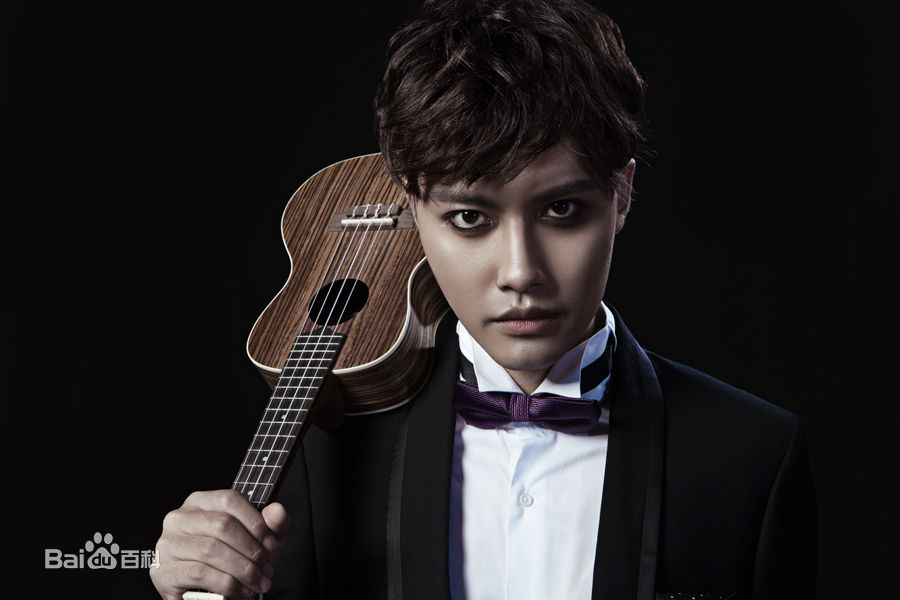 赵廷峪(Patrick)2015年艺术照壁纸壁纸