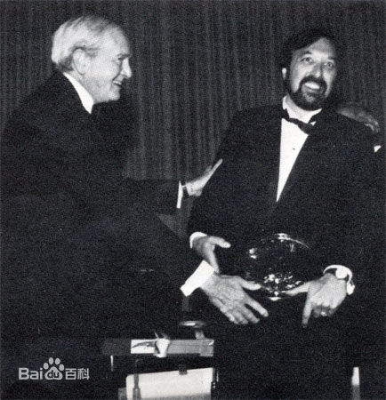 詹姆斯·L·布鲁克斯获奖图片图集