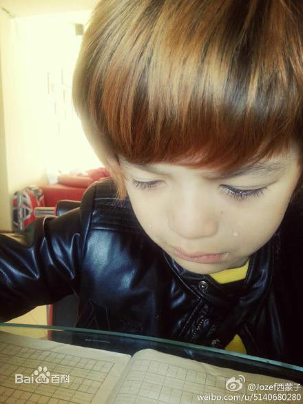 西蒙子(Jozef Liu Waite)生活照片图片图集