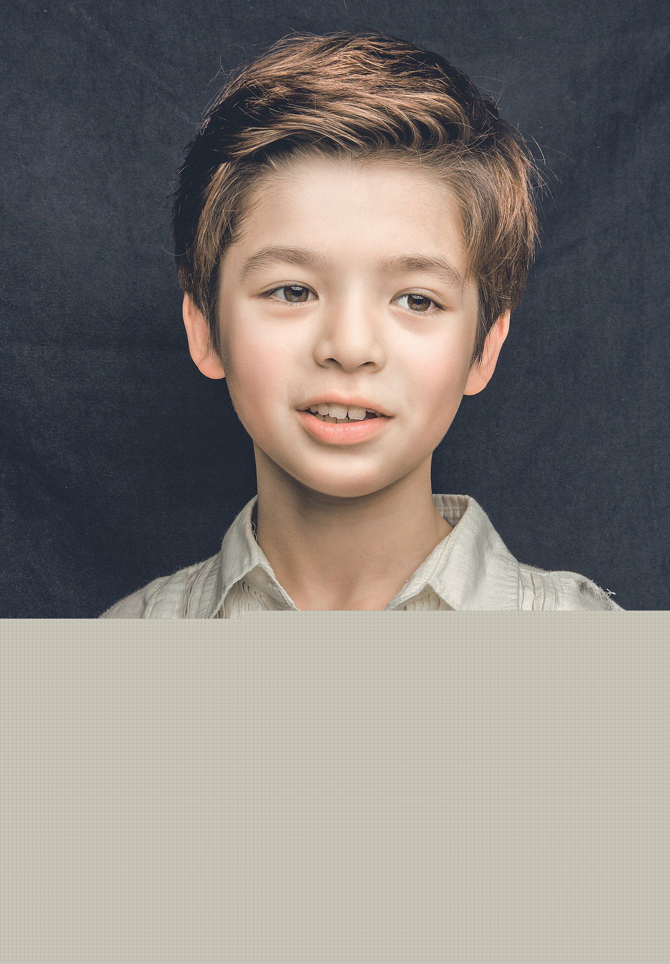 西蒙子(Jozef Liu Waite)高清个人图册