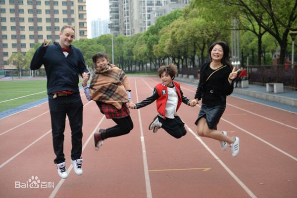 西蒙子(Jozef Liu Waite)　个人生活生活照相册