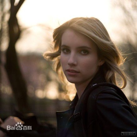 艾玛·罗伯茨(Emma Roberts)最新集壁纸