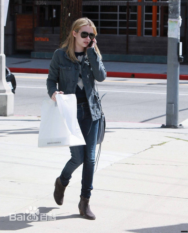 艾玛·罗伯茨(Emma Roberts)最优质剧照 街拍照