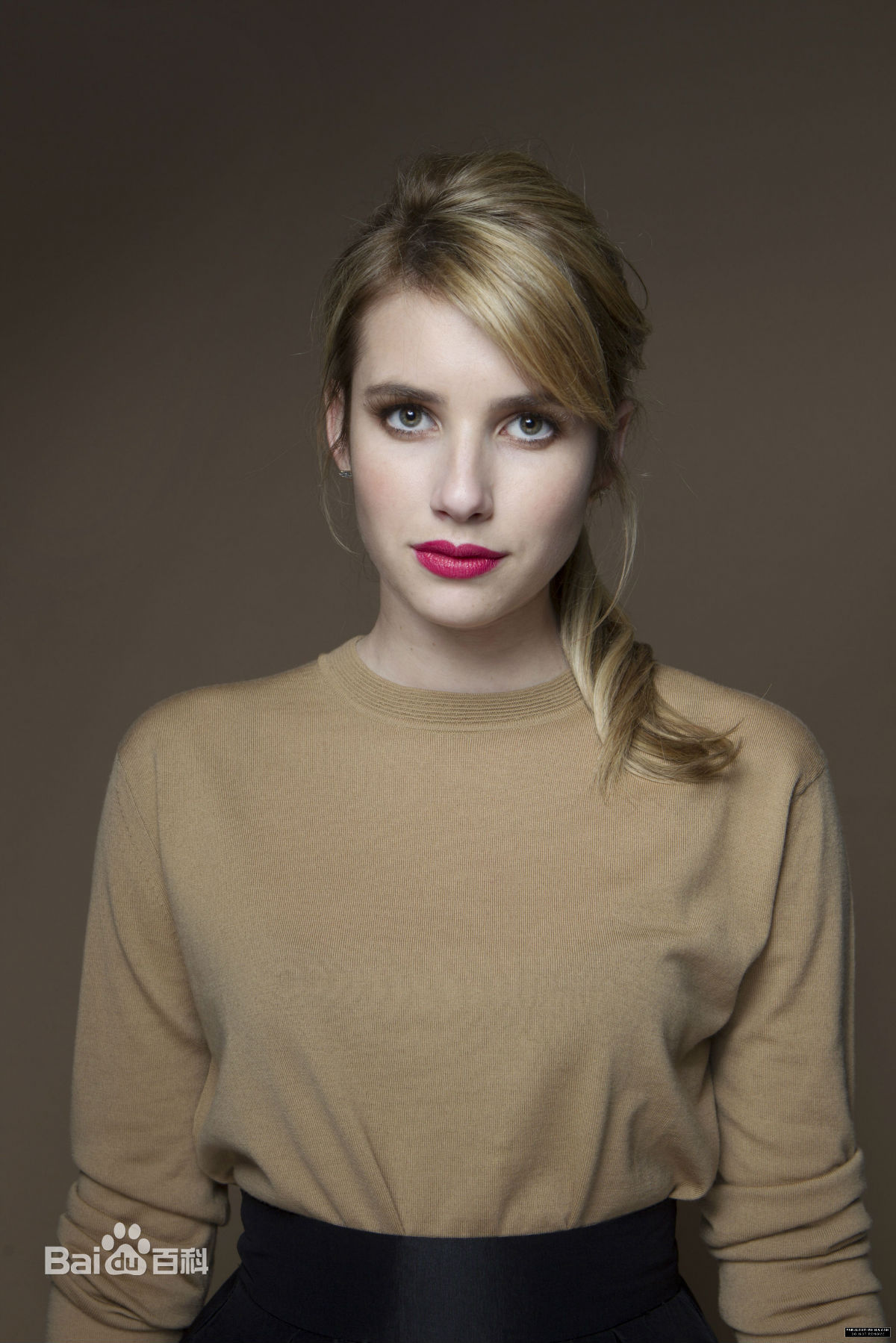 高清艾玛·罗伯茨(Emma Roberts)性感图片