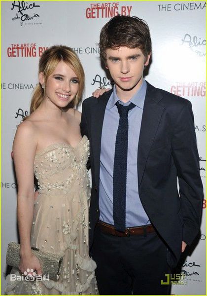 高清艾玛·罗伯茨(Emma Roberts)精彩图册